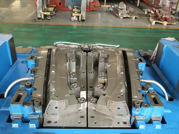 Hot Stamping Dies for Body Structural Parts